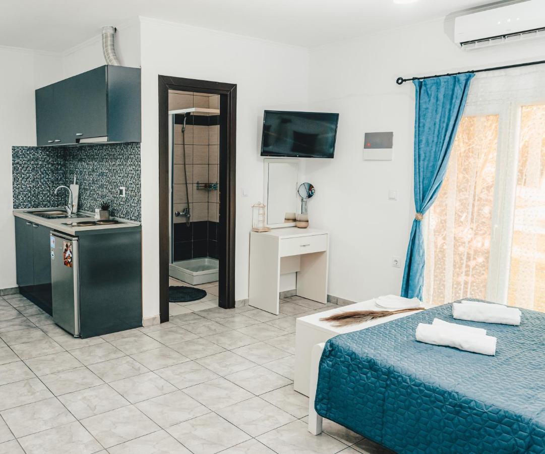 Samothráki Victory Apartments & Hotel מראה חיצוני תמונה