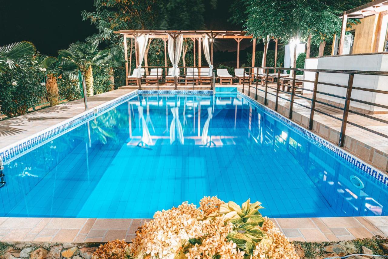 Samothráki Victory Apartments & Hotel מראה חיצוני תמונה