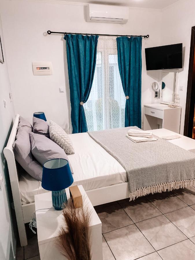Samothráki Victory Apartments & Hotel מראה חיצוני תמונה